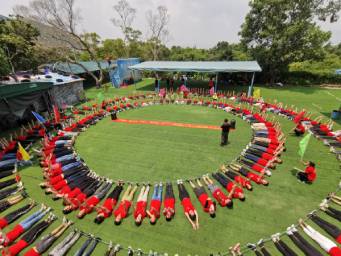 銘洋宇通注塑模具廠戶外團建活動