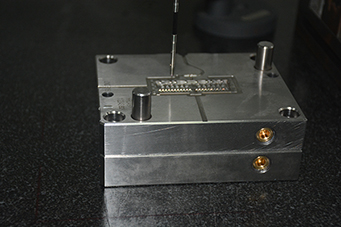 生產注塑模具廠家-選擇規范廠家