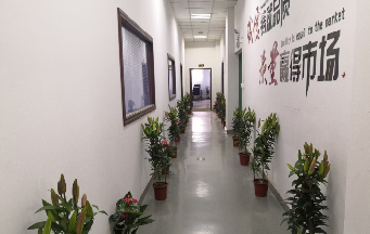 如何選擇一家專業(yè)的模具生產(chǎn)廠家？